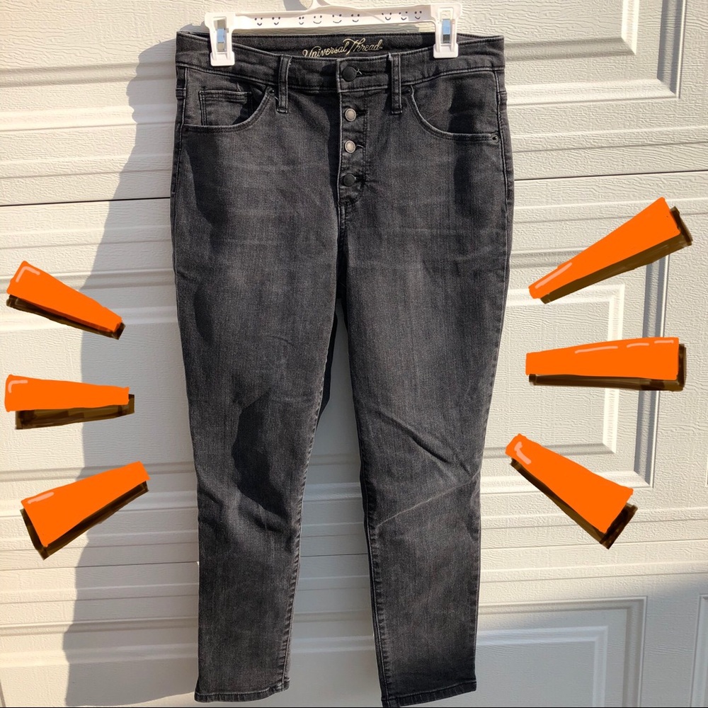 Black Denim High-waisted Jeans